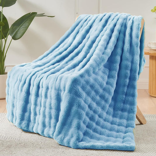NEWCOSPLAY Faux Fur Throw Blanket Blue Bubble Blanket Thick Warm Soft for Couch Sofa Bed 550GSM (Blue, Throw(50"x60"))
