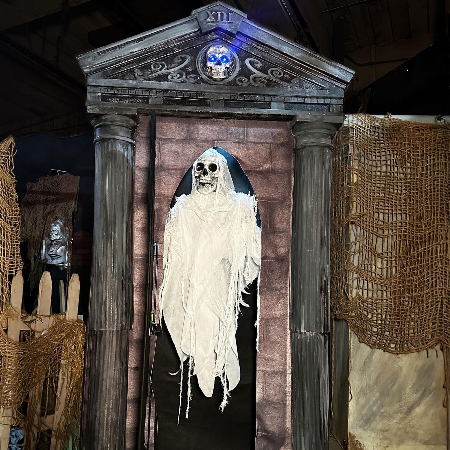 Haunted Hill Farm 6.7-Ft Animatronic Mausoleum by Tekky, Halloween Animatronic, Spooky House Wall Decoration, Creepy Indoor & Covered Outdoor Party Decor Motion-Activated Lights & Sound, LifeSize