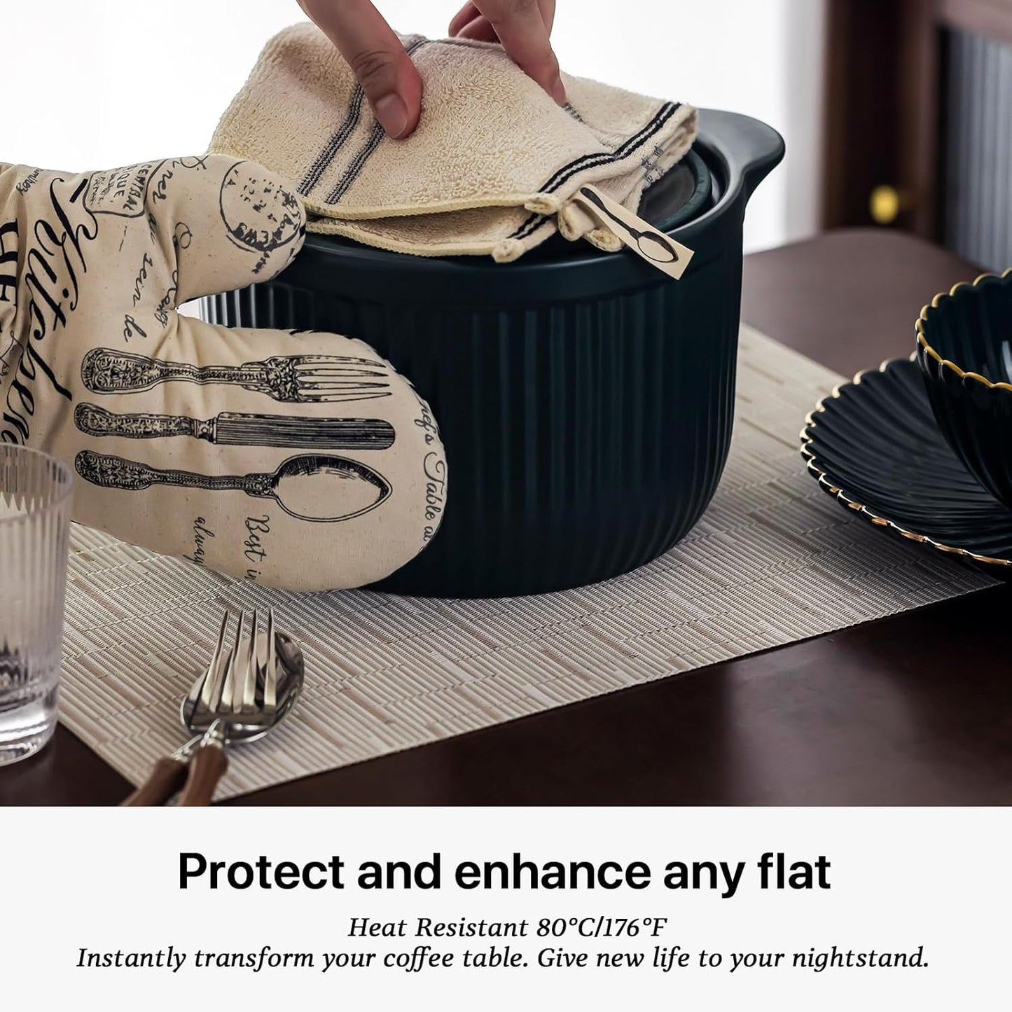 LEXMORE Placemats Set of 6 Vinyl/Plastic Woven Place Mats for Kitchen Table Indoor/Outdoor Washable Placemat Wipeable Dining Table Mats(Pale Beige)