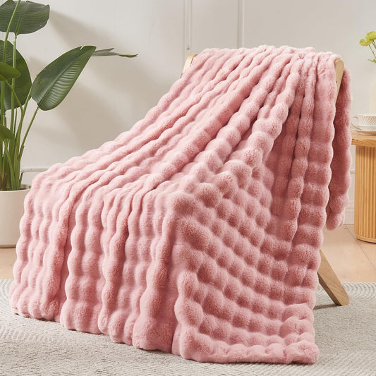 NEWCOSPLAY Faux Fur Twin Blanket Pink Bubble Blanket Thick Warm Soft for Couch Sofa Bed 550GSM (Pink, Twin(60"x80"))