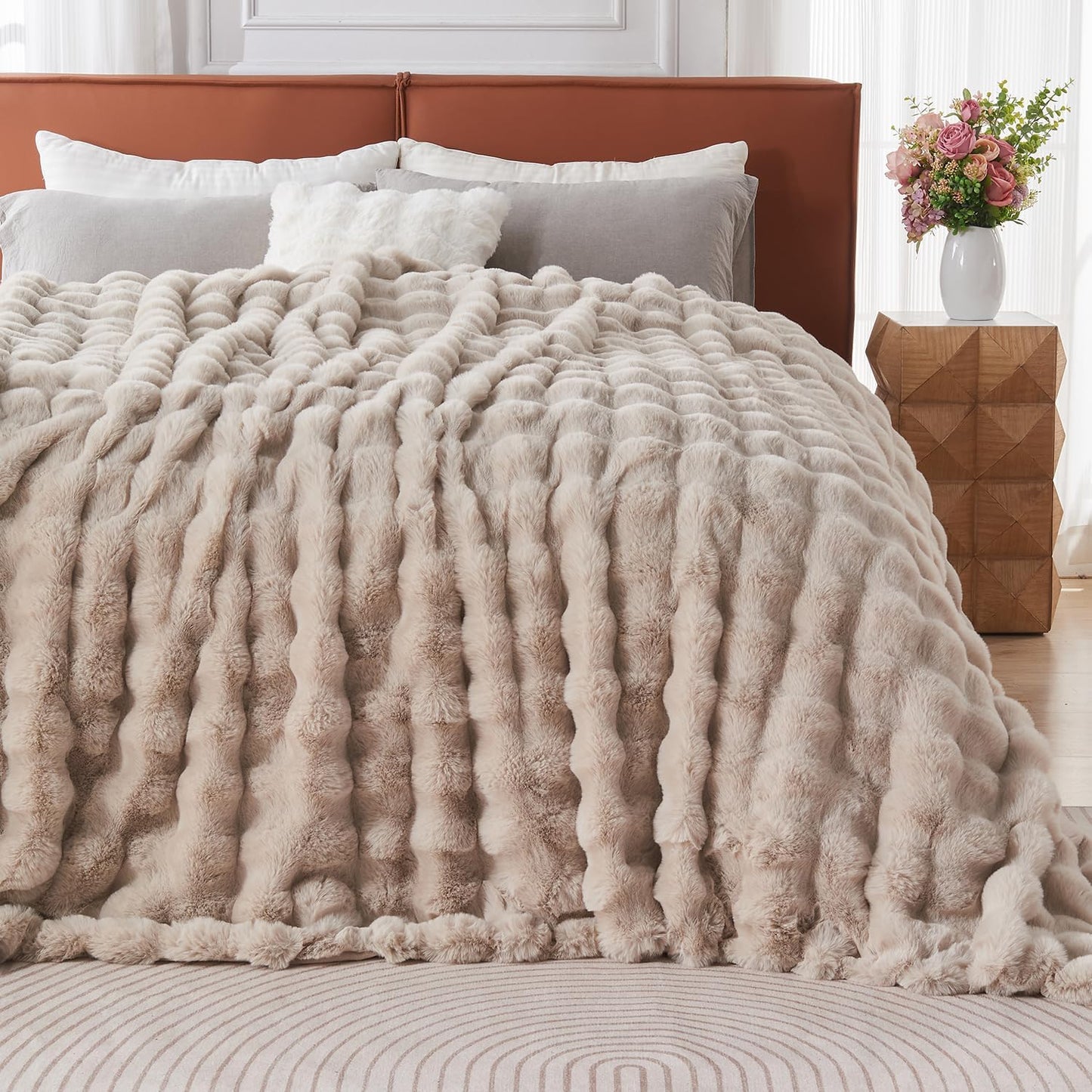 Lotus Karen Faux Fur Throw Blanket Linen - 800 GSM Bubble Rabbit Fluff Blanket for Couch Bed Sofa,Softest Fluffy Fuzzy Cozy Blanket,Thick Furry Plush Shaggy Warm Blankets for Women,90x90 Inches