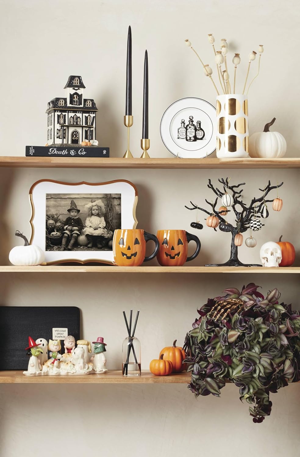 Kate Spade New York Gold Crown Point 8" X 10" Frame, 3.00 LB