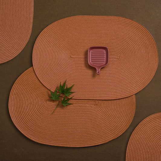 AHHFSMEI Placemats Set of 6 for Dining Table Washable Woven Vinyl Non-Slip 18x12 inches Placemat Heat-Resistant Durable Table Mats for Dining Table Easy to Clean (Burnt Orange 6)