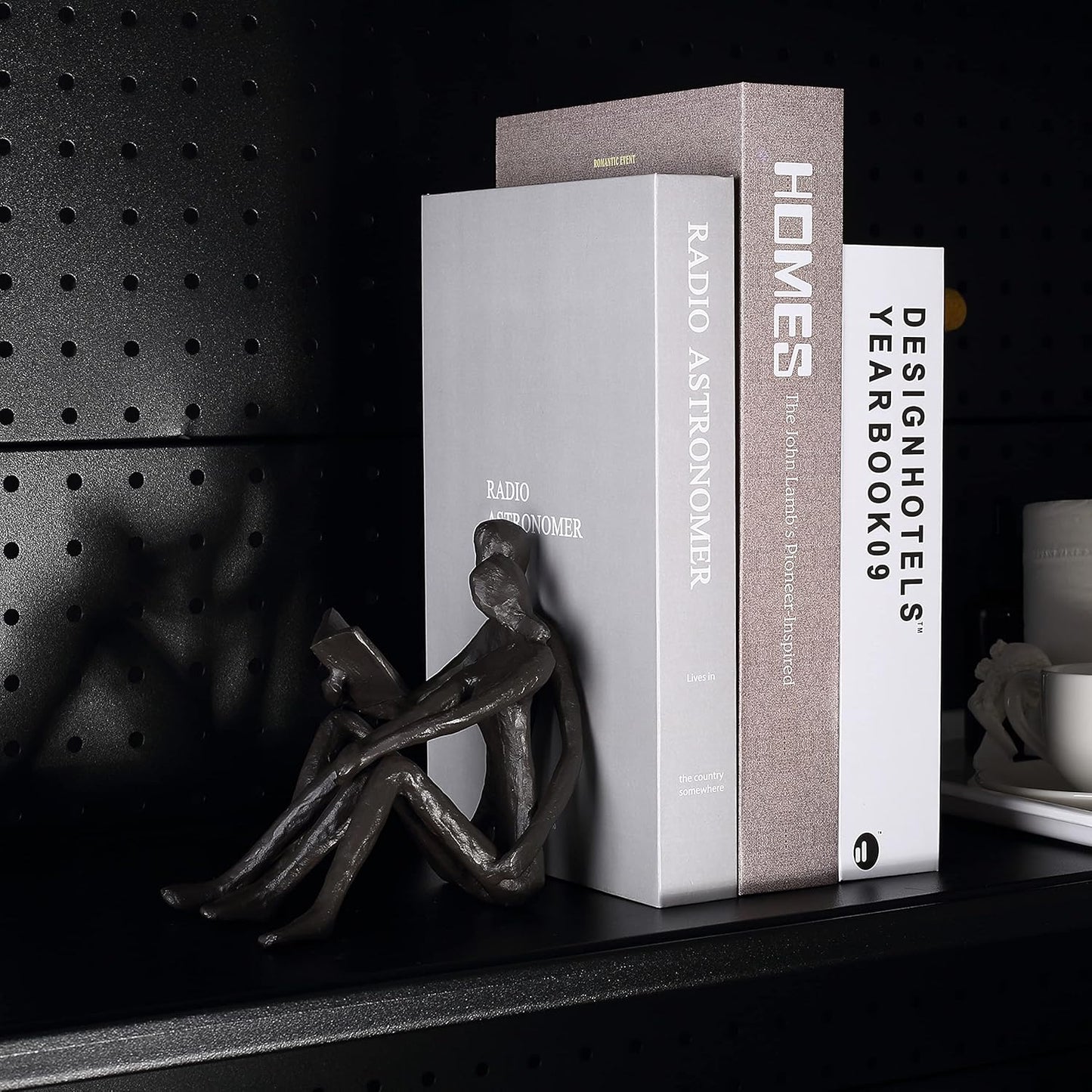 Ambipolar Romantic Reading Couple Bookshelf Decor, Cast Iron Bookend, Aesthetic Room Decor, Office Desk Decor, Home Decorative Bookend for Heavy Books, Satin Black