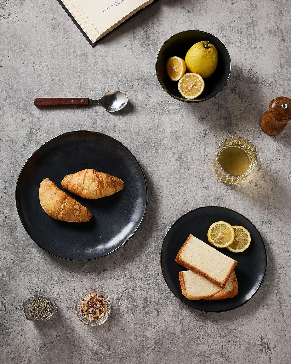 Famiware Dinnerware Sets for 8, Ocean Round 24-Piece Kitchen Plates and Bowls Sets, Microwave and Dishwasher Safe, Scratch Resistant, Matte Black