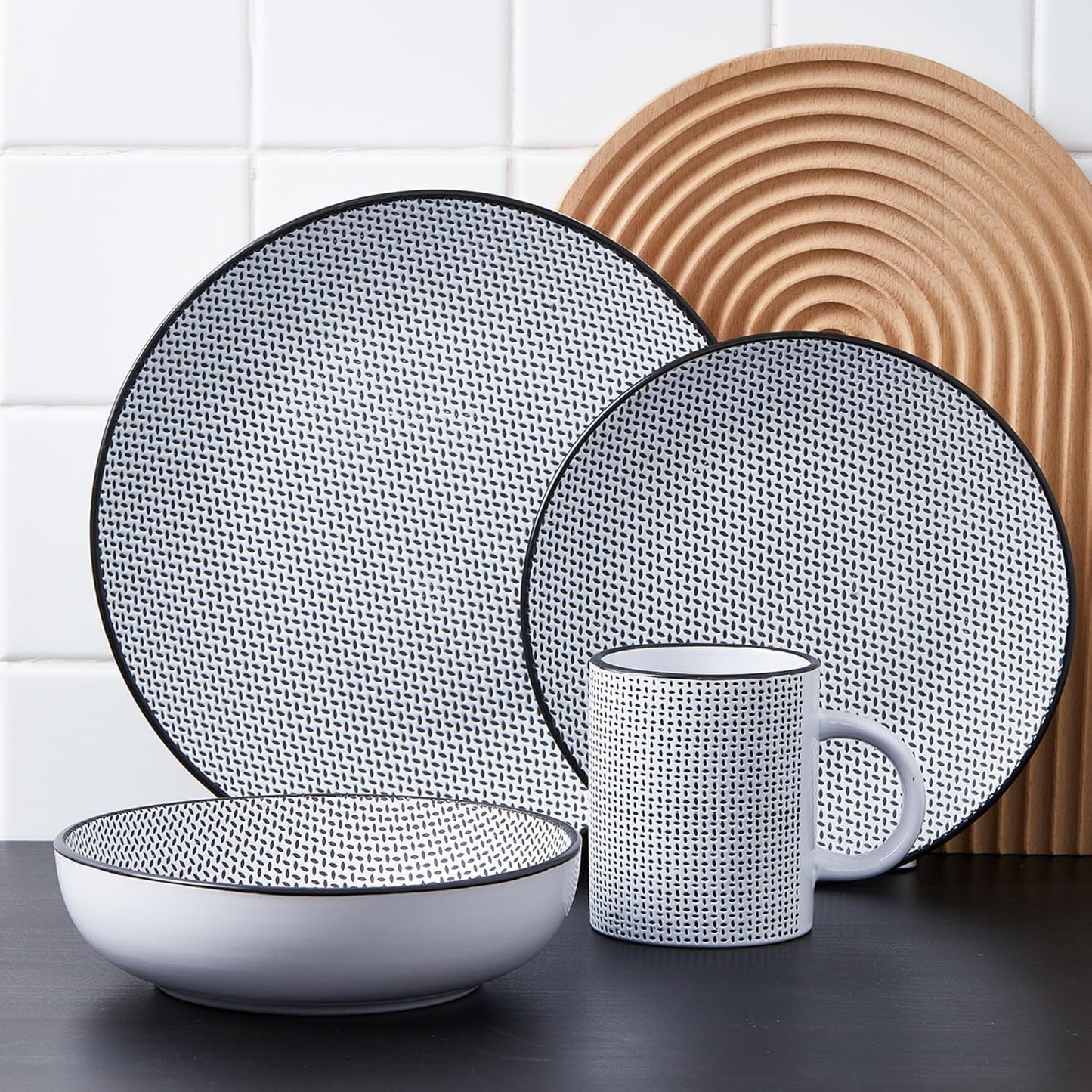 Stone Lain Daisy Stoneware 32-piece Round Dinnerware Set, Daisy - White and Black