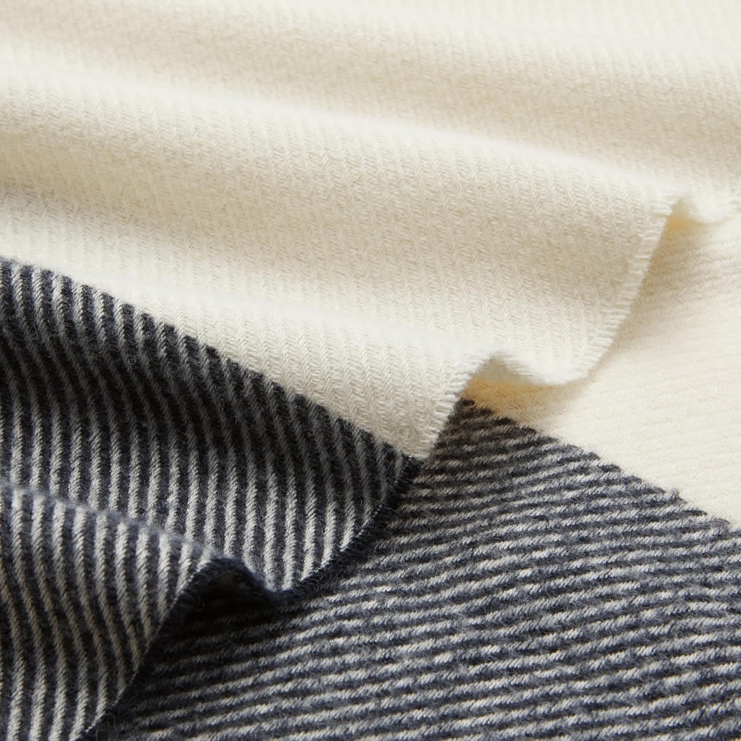 Amazon Basics Room Decor Throw Blanket, Lightweight and Cozy in Polyester, Ivory With Blue Cross-check Pattern, 50"x 60"