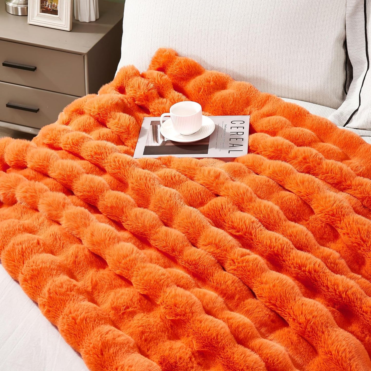DREAMNINE Decorative Fuzzy Soft Fall Bubble Faux Fur Throw Blanket for Couch 50" x 60",Luxury Autumn Plush Fluffy Blankets,Cute Lovely Halloween Cozy Thick Warm Furry Blanket for Winter,Pumpkin Orange