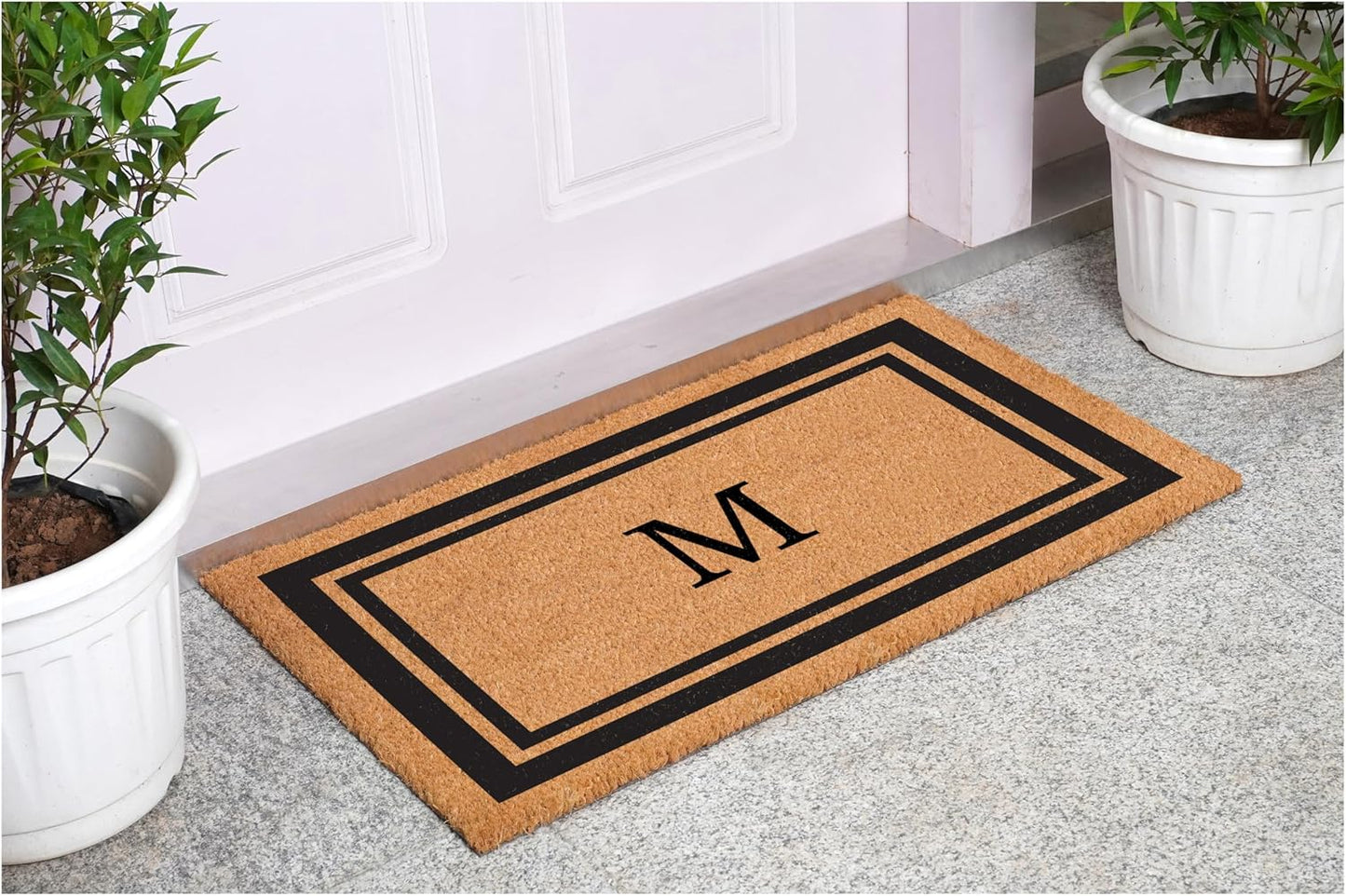 Calloway Mills 152962448 Black Border 24" x 48" Monogram Doormat (Letter M)