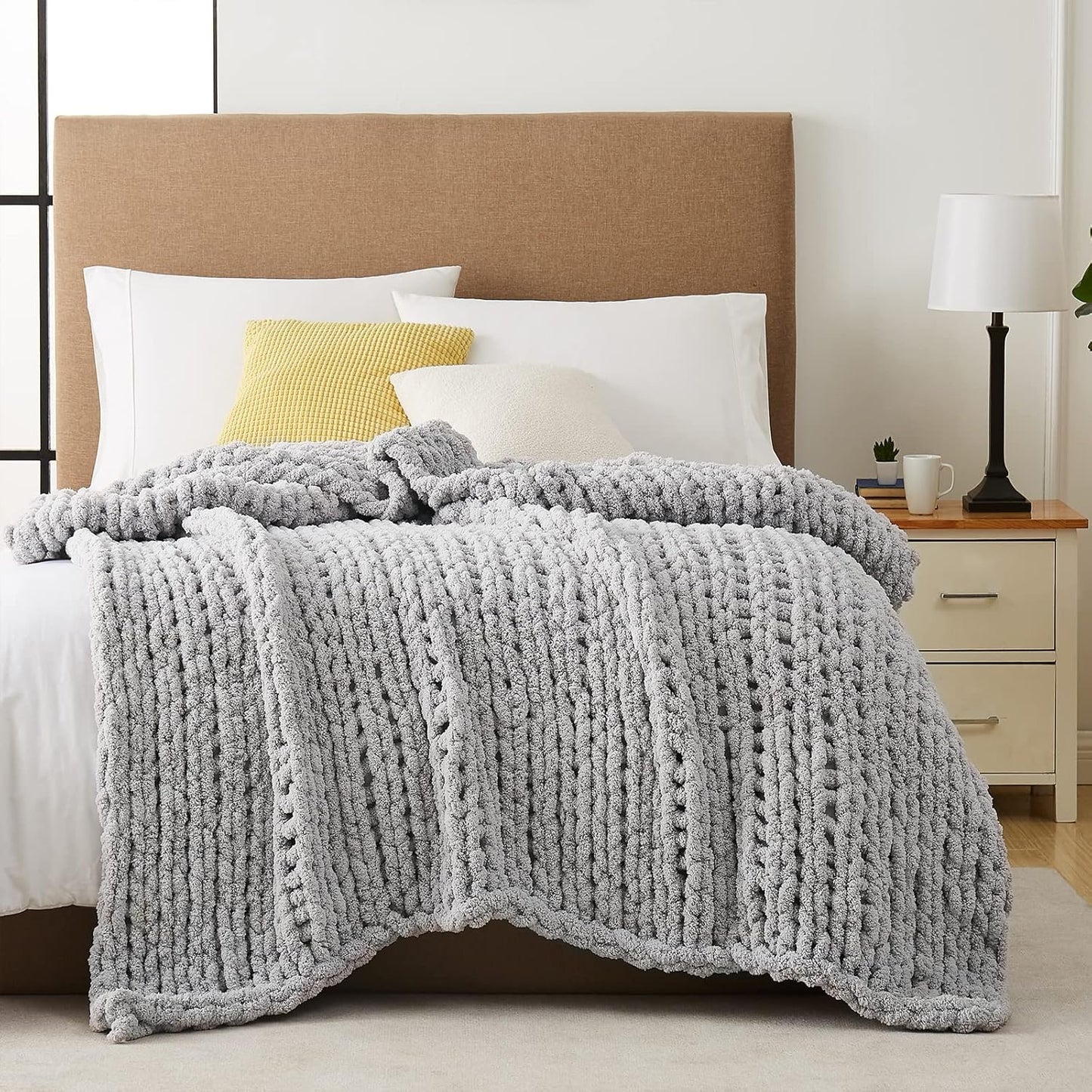 L'AGRATY Chunky Knit Blanket Throw: 80''x90'' Chenille Chunky Knitted Throw Blanket for Bed Couch - Handmade Thick Big Cable Knit Blanket - Large Chunky Crochet Rope Blanket for Home Decor(Grey)