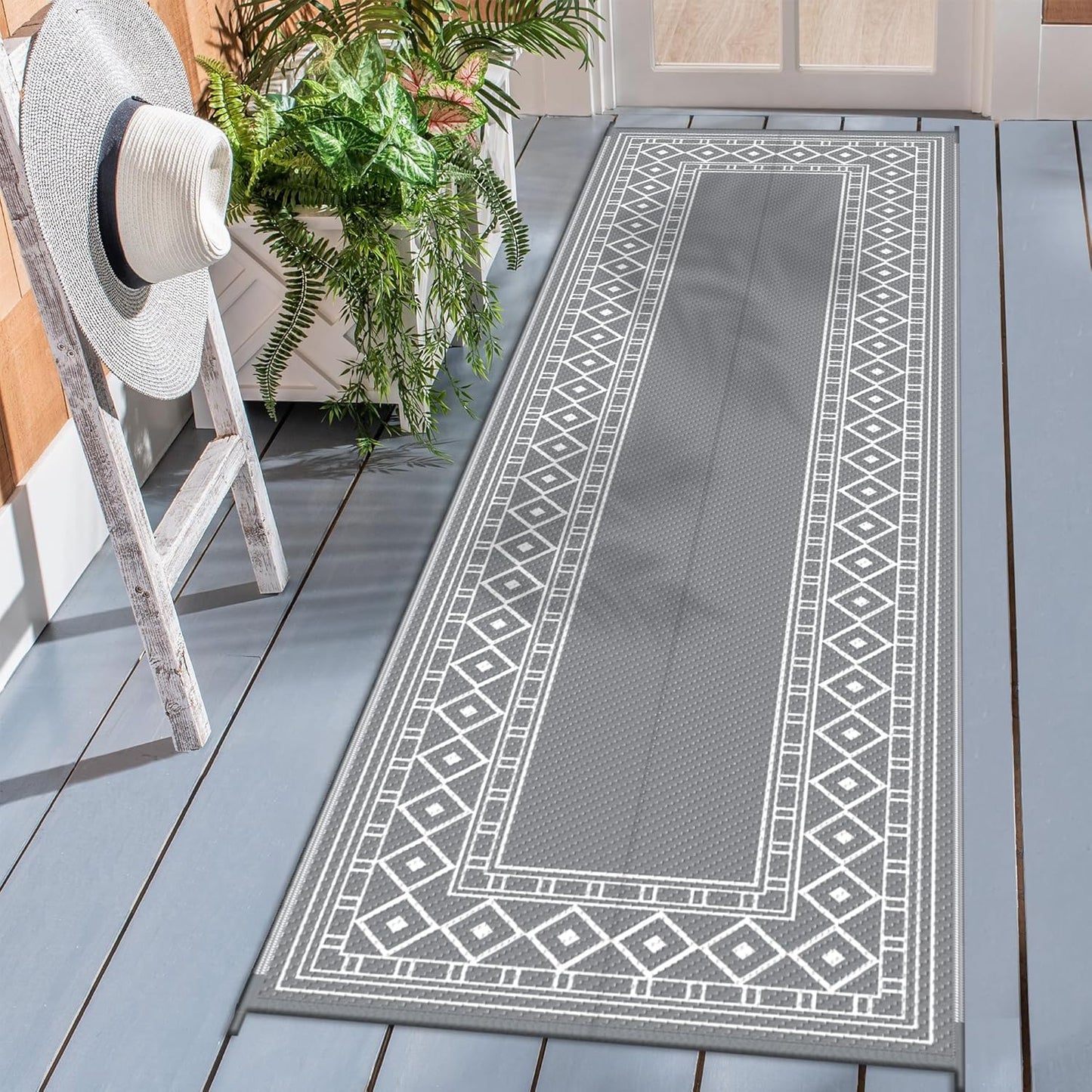 GENIMO Outdoor Rug Waterproof for Patio, 2.5'x8' Foldable Reversible Plastic Straw Runner Rugs and Carpet for Porch, Outside Area Mat for Rv, Deck, Picnic, Camper, Balcony, Beach, Grey & White