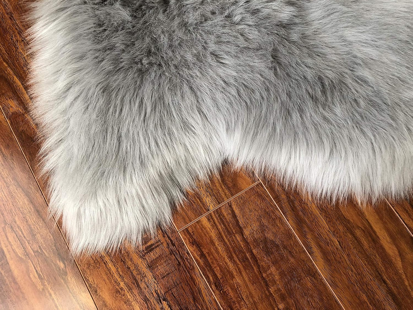 LAMBZY Faux Sheepskin Hypoallergenic Free Shape Silky Shag Rug, Luxury Shaggy Silky Plush Carpet for Bedrooms Rugs Living Room Kids Rooms Sofa Floor Rugs (Decto 10 Pelts 6'x10', 180x300cm, Grey)