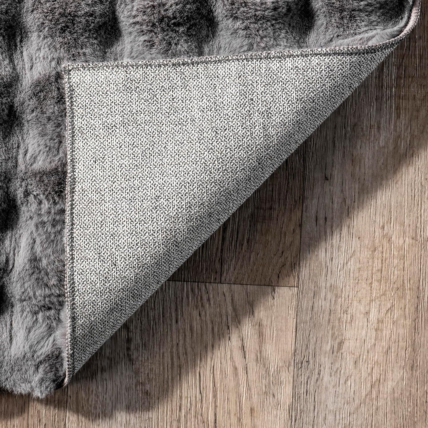 nuLOOM Jeni Checkered 2x3 Machine Washable Accent Rug for Living Room Bedroom Dining Room Entryway Kitchen, Dark Grey